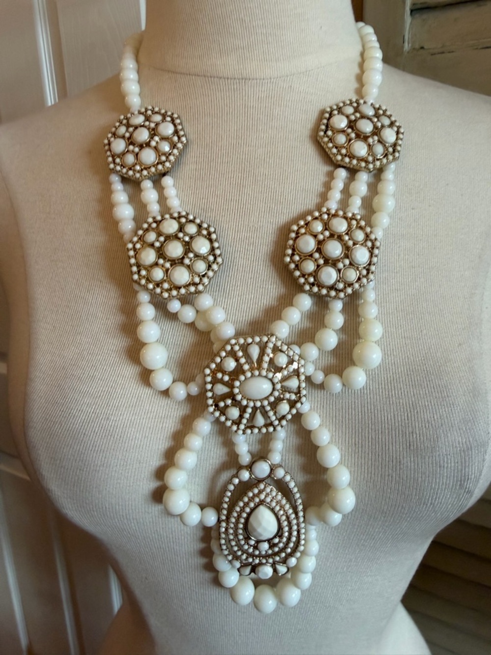 VINTAGE and Beautiful White Beaded Statement Necklace with Ornate Accents